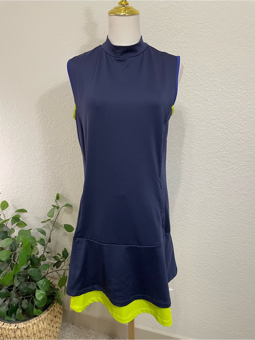 Callaway Golf Athletic Dress Size Medium Navy Neon Tennis Golf
